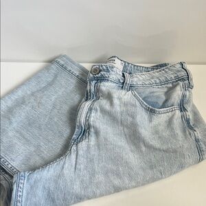 Hollister Light Wash Boyfriend Jeans
